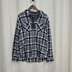 NWT PX Clothing Gray, Navy & White Plaid Flannel Shirt